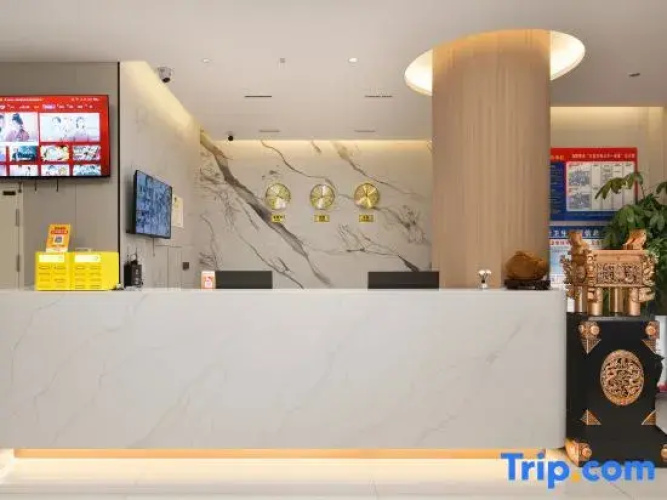 Yi  Jia  Hotel