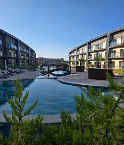 1 Bedroom Deluxe Apartment with balcony and with garden view