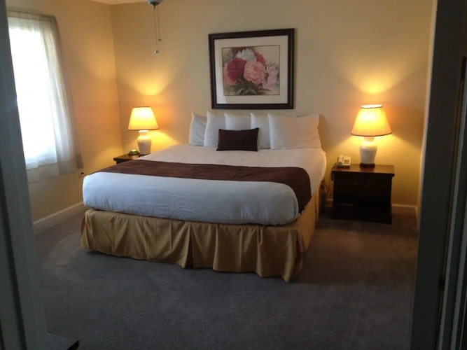 Deluxe Double Suite
