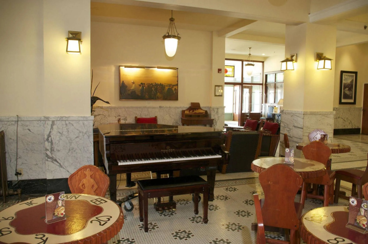 The Historic Plains Hotel