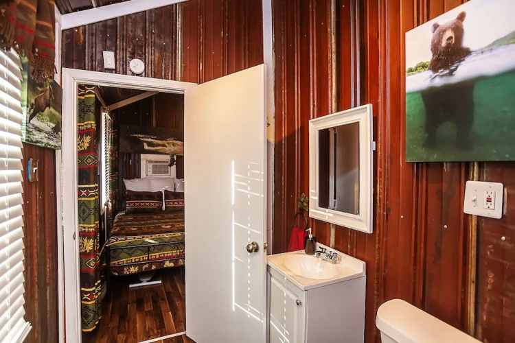 Yowie Cabin