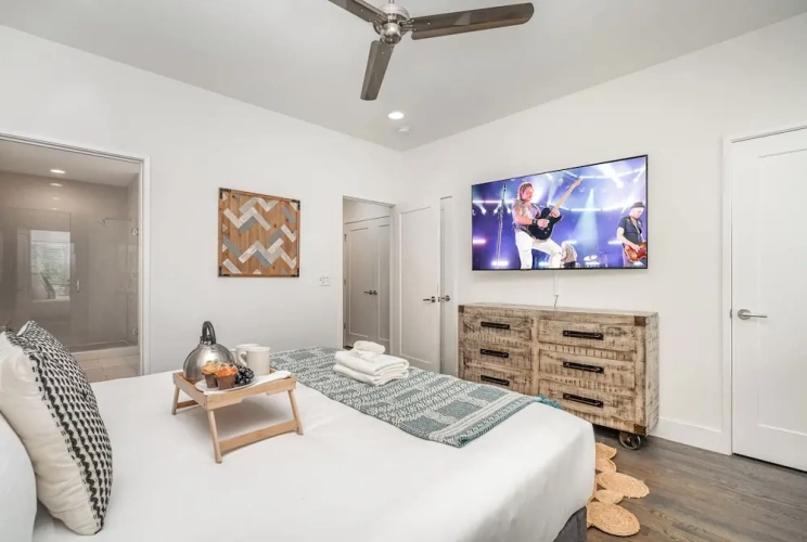 4 Bedrooms Cottage
