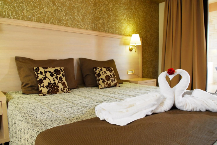 Cactus Royal Resort & Spa