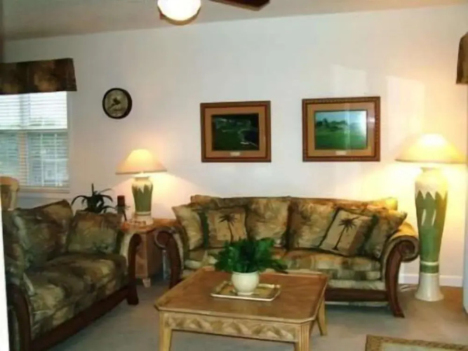 221 Cypress Bend