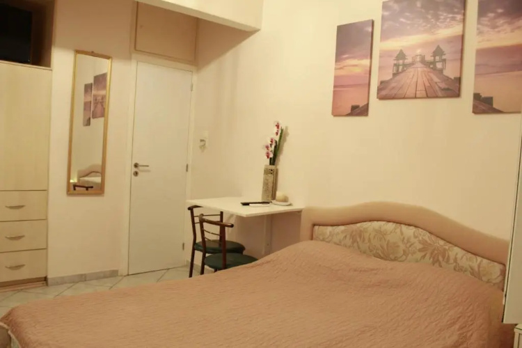 Apartment Eirina
