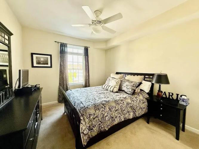 Atlantic Street 37585