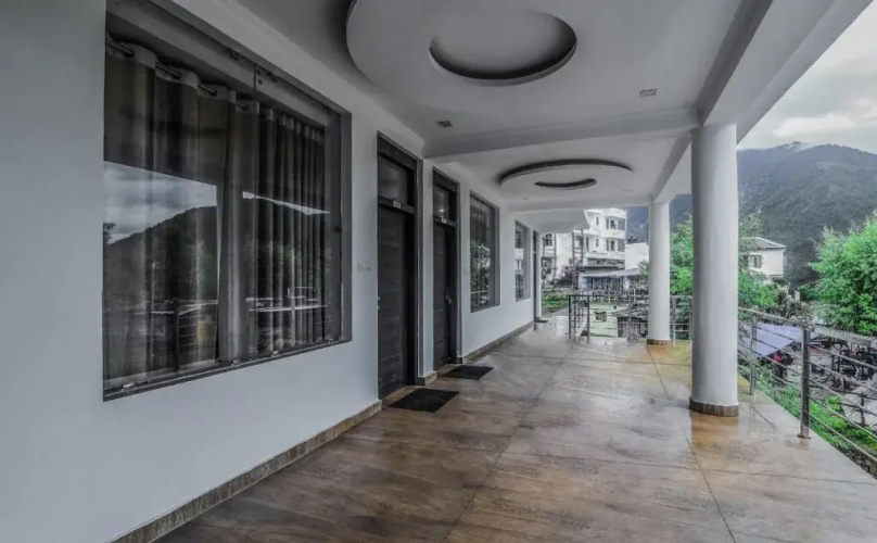 Hotel Naddi Heights