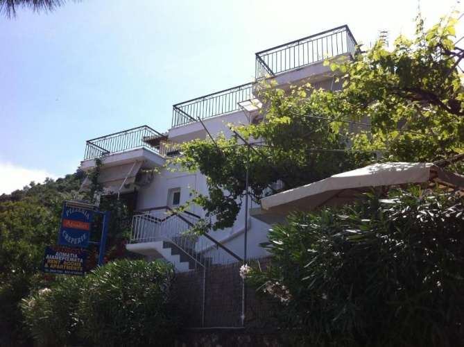 2 Bedrooms Apartment with sea view