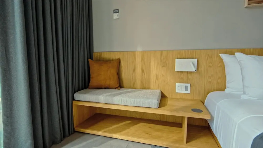 Frame Hotel - SoCo