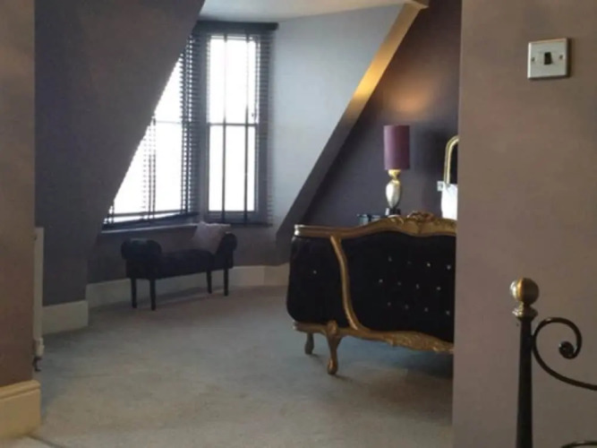 The Tree House HotelOver view