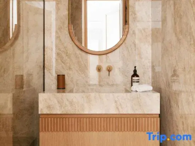 Highstay – Luxury Serviced Apartments - Pyramides