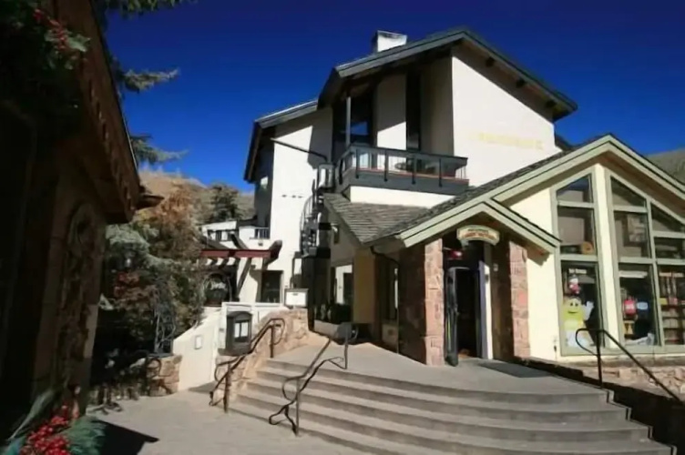 Vail Creekside Condo with Fireplace Near Gondola by RedAwning