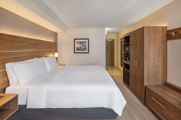 Holiday Inn Express Toronto Downtown photo 8