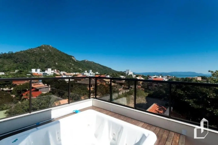 3 Bedrooms Double Apartment