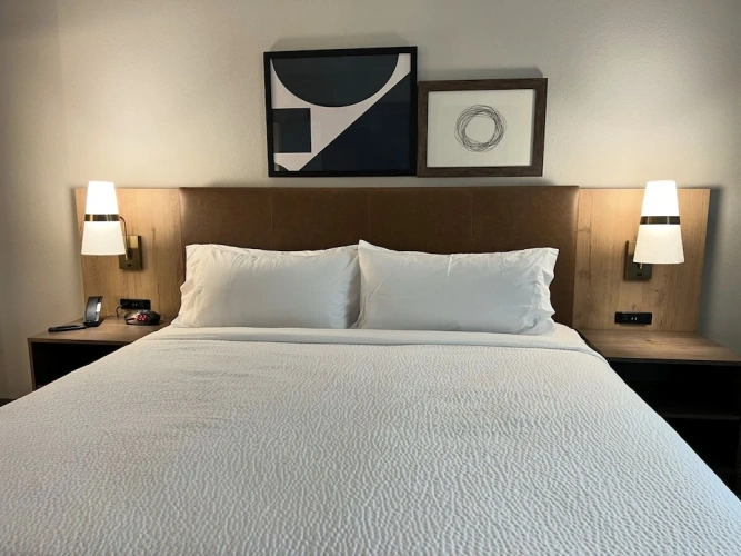 2 Bedrooms Suite