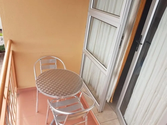 Standard Twin room with garden view