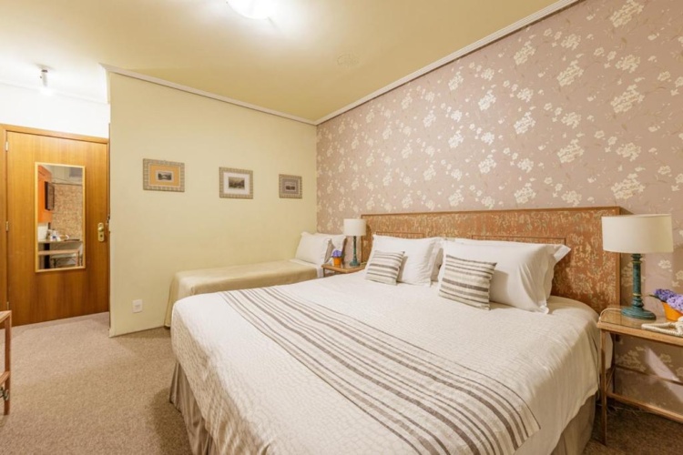 Luxury Triple room