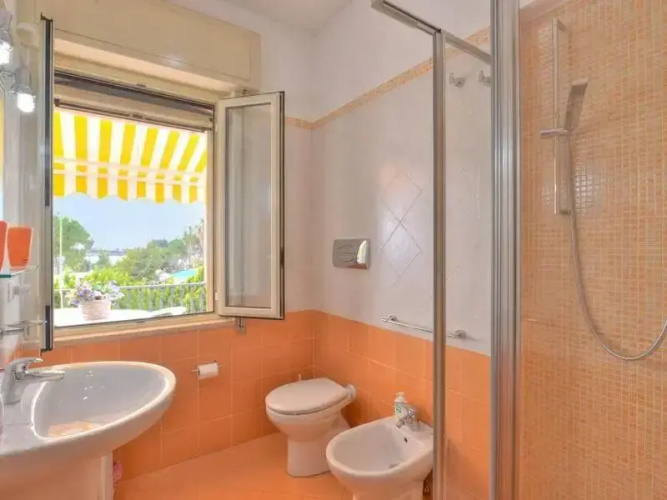 Gianni - One Bedroom