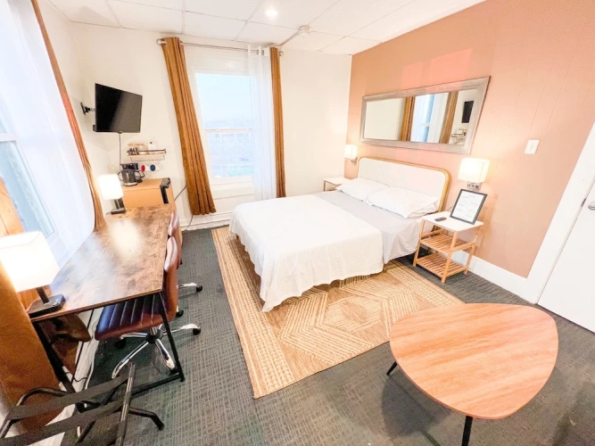 Comfort room