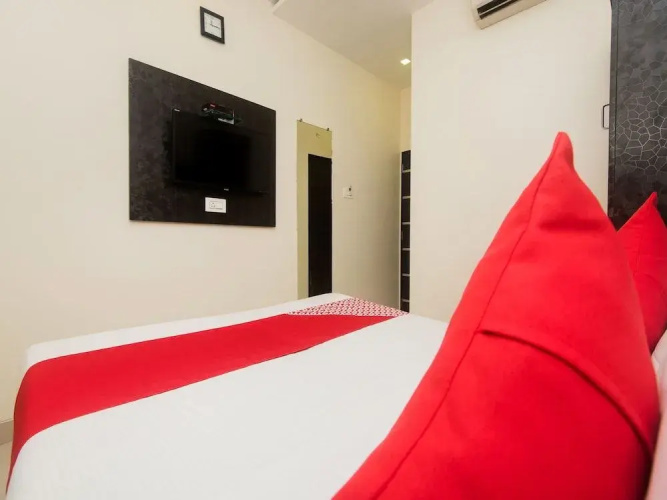 Hotel Adnoc Inn