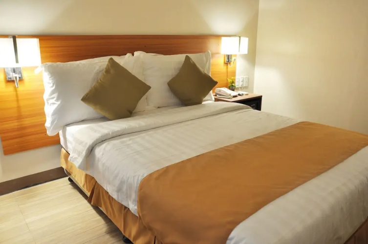 Baypark Inn
