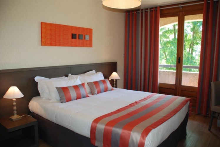 Standard Double room with balcony and with garden view
