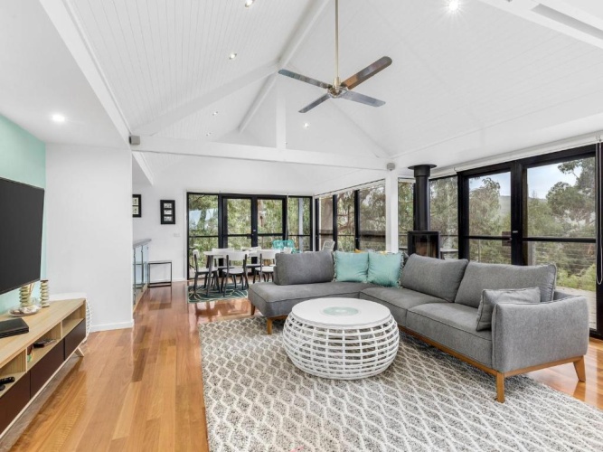 2 Bedrooms Cottage