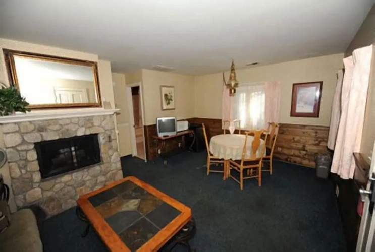 Quadruple Suite