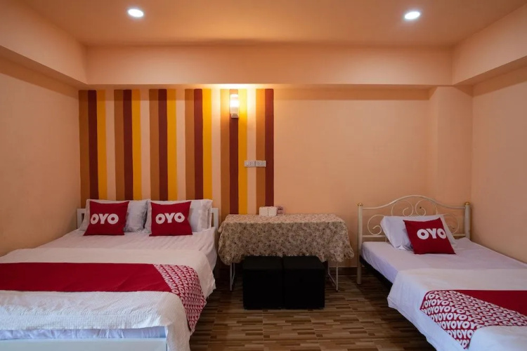 OYO 415 P Place