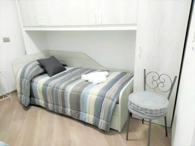 2 Bedrooms Cottage
