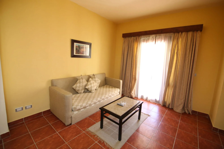 Tamra Beach Resort