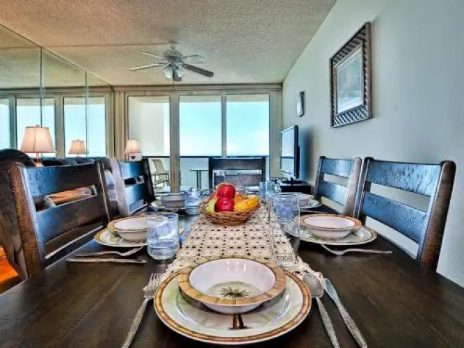 440 West 808N