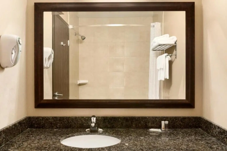 Quadruple Suite