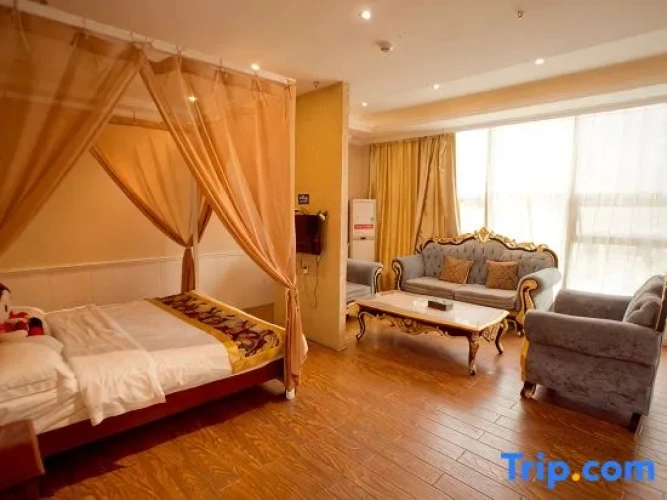 Deluxe Double Suite