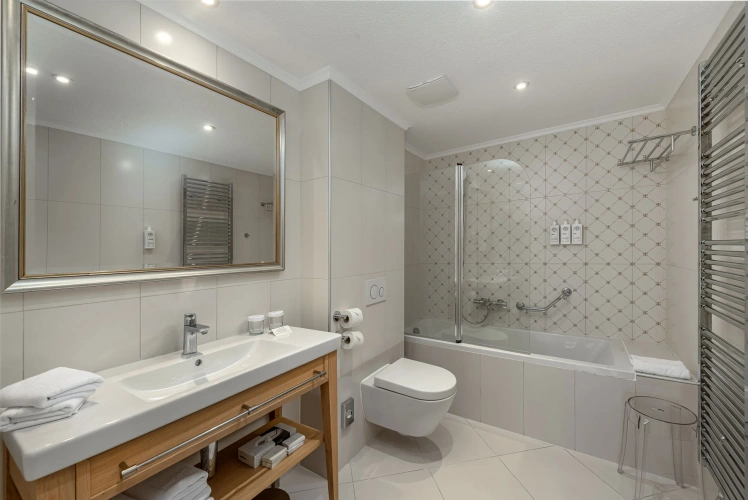 1 Bedroom Luxury Apartment
