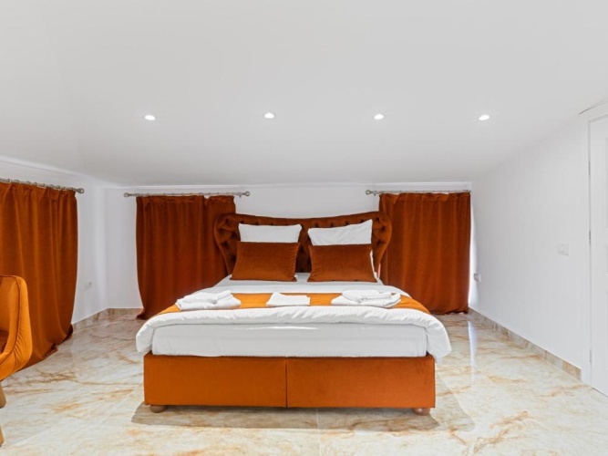 Deluxe Double room