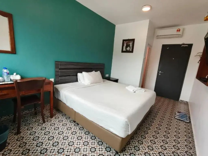 Pearl Inn