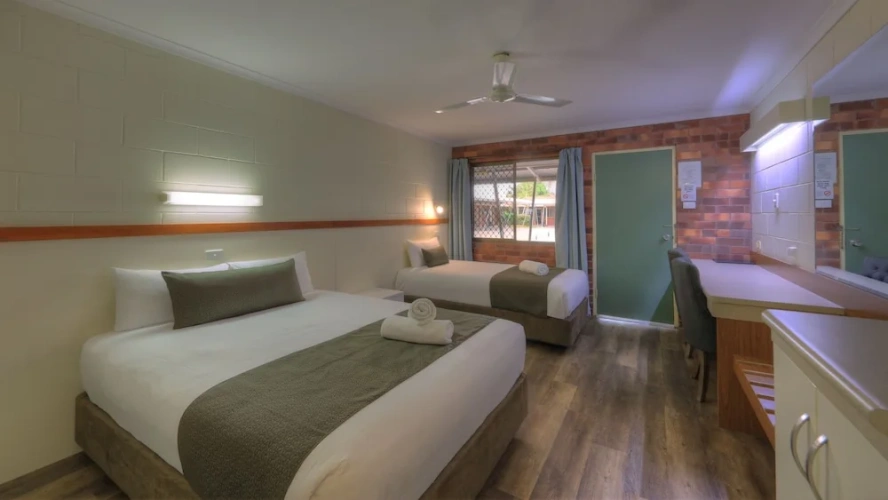 Deluxe Quadruple room