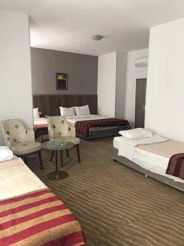 Luxury Suite