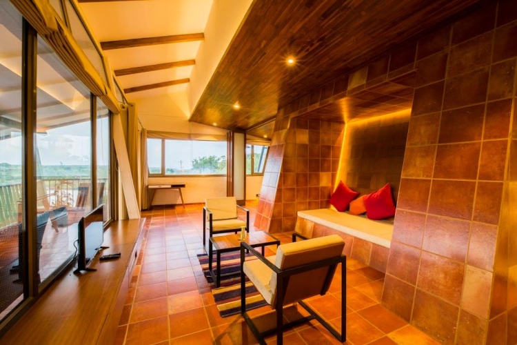 2 Bedrooms Double Suite