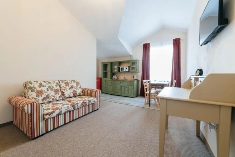 Deluxe Suite