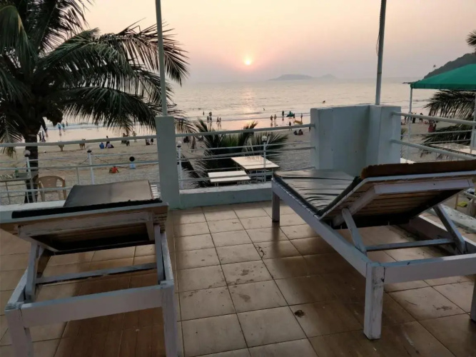 Saritas Guest House
