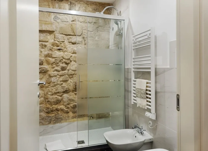 Superior Quadruple room with city view