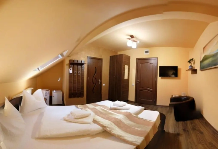 Economy Double Attic room