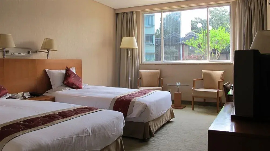 Glamor Hotel