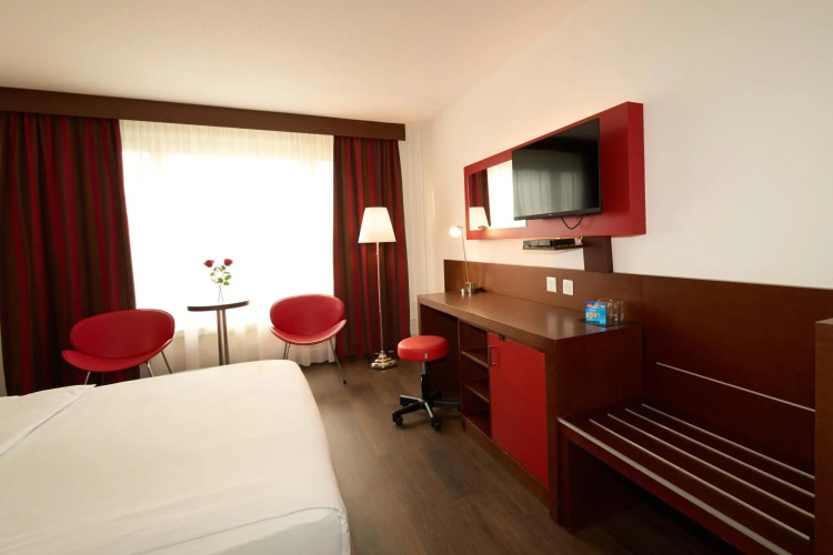 Hotel Conti Dietikon