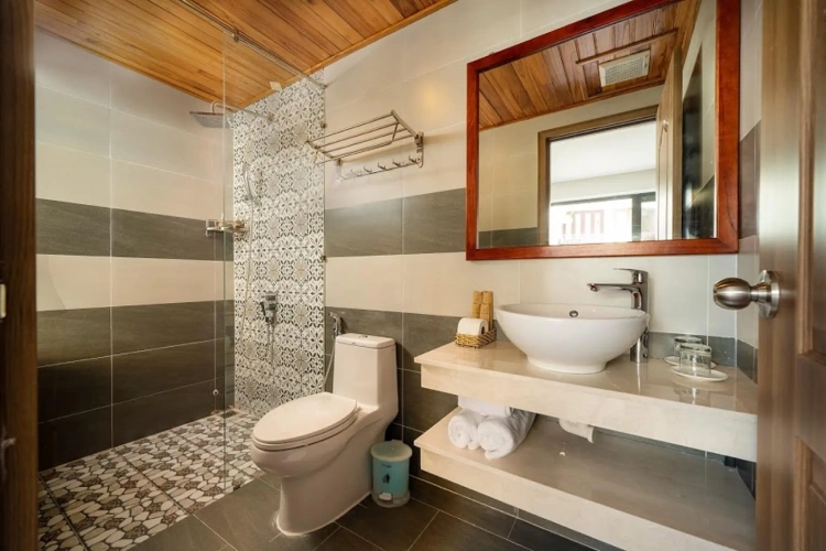 Deluxe Double room with city view