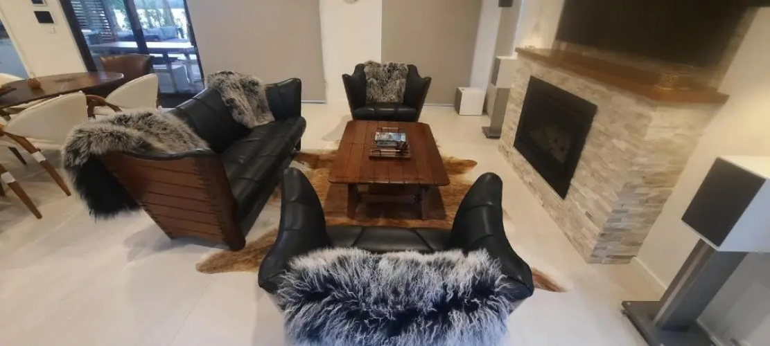 Luxury by the Basin