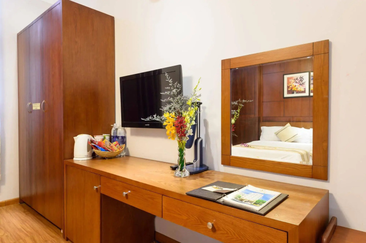 Iris Hotel Danang
