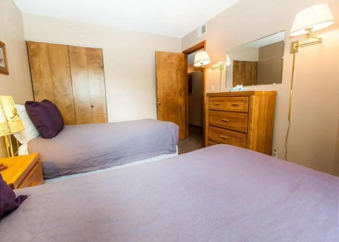 2 Bedrooms Apartment